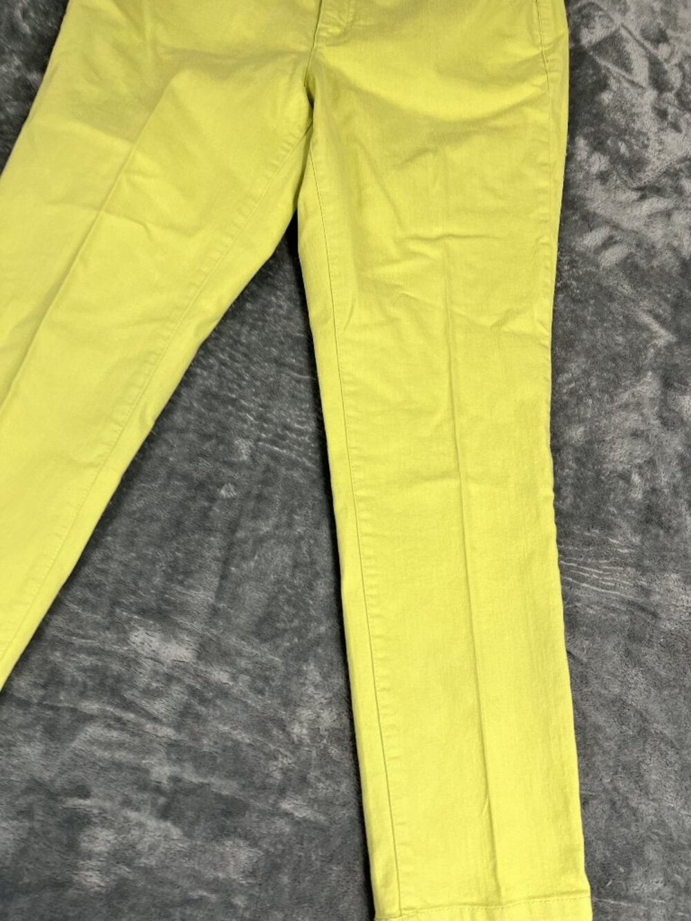 Christopher Banks Signature Slimming Womens Yellow Pants 10